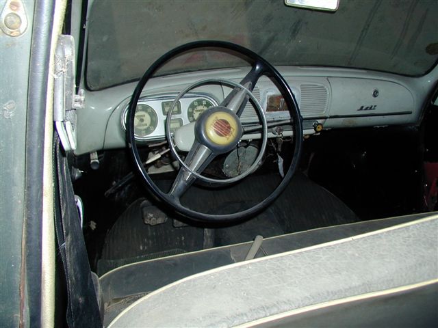 Seat1400B M-176.363 003.jpg